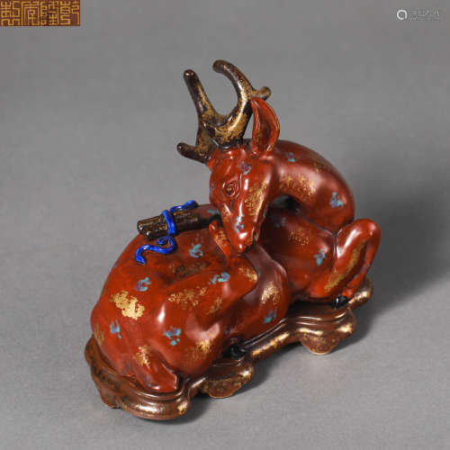 Republic of China period Deer Shaped Porcelain