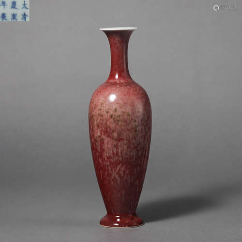 China Qing Dynasty Cowpea Red Ornamental Bottle