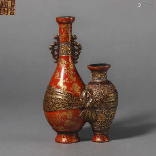China Qing Dynasty Golden bottle