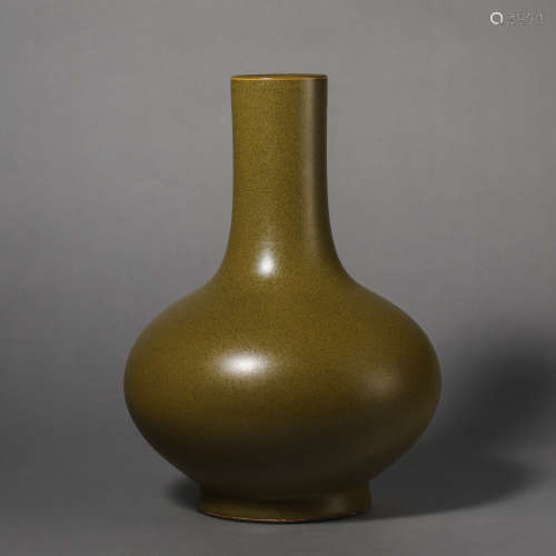 China Qing Dynasty Tea powder glaze ornamental bottle