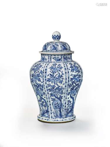 A LARGE BLUE AND WHITE BALUSTER VASE AND COVER CHINA, QING D...