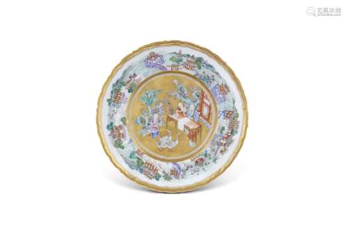 A FAMILLE ROSE AND GILT-DECORATED DISH CHINA, QING DYNASTY, ...