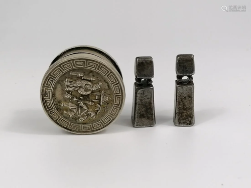 71 A silver Chinese seal ink pad and two Tibetan seal