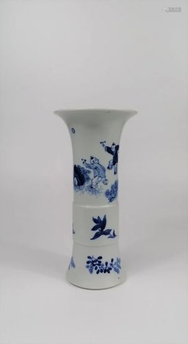 Chinese blue and white Gu vase