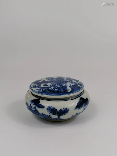 A Chinese blue and white porcelain box