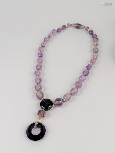 A Chinese Amethyst necklace