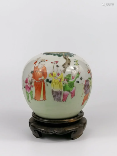 A Chinese Famille rose jar