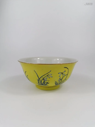 A Chinese yellow ground plants bowl