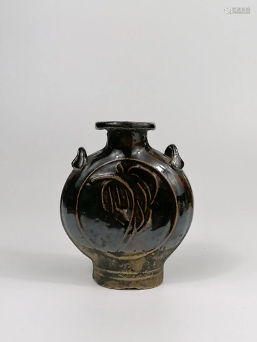 A Chinese black glaze vase