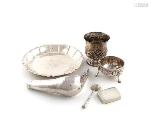 A mixed lot of silver items, various dates and makers, compr...