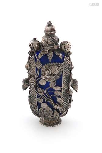 A Continental silver-mounted blue glass scent bottle, probab...