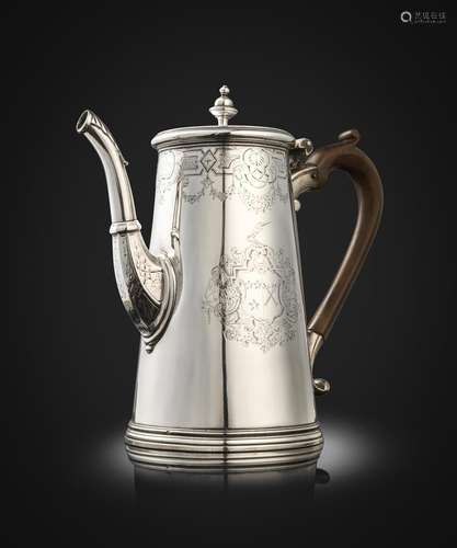 A George II Irish silver coffee pot, by Charles Leslie, Dubl...