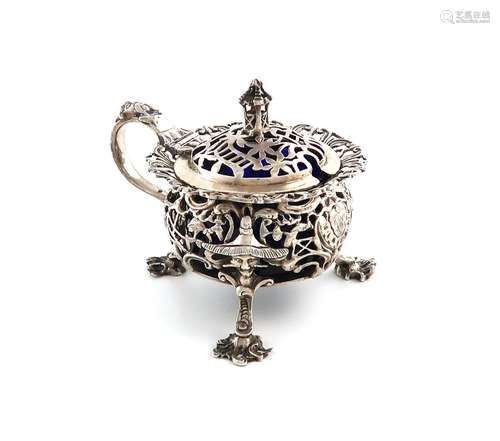 A Victorian silver Chinoiserie mustard pot, by John Figg, Lo...