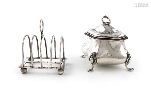 An Edwardian silver tea caddy, by Nathan and Hayes, Chester ...