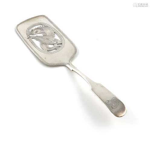 An early 19th century silver Fiddle pattern fish slice, by T...