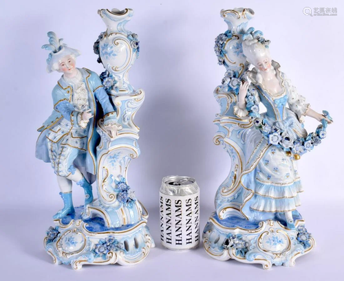 A GOOD LARGE PAIR OF 19TH CENTURY GERMAN BLUE AND WHITE PORC...