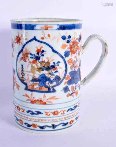 AN UNUSUAL EARLY 18TH CENTURY CHINESE IMARI BLUE AND WHITE M...