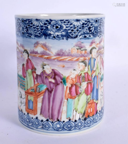 AN 18TH CENTURY CHINESE EXPORT FAMILLE ROSE MUG Qianlong pai...