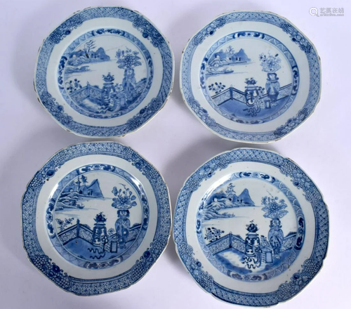 A SET OF FOUR 18TH CENTURY CHINESE EXPORT BLUE AND WHITE PLA...