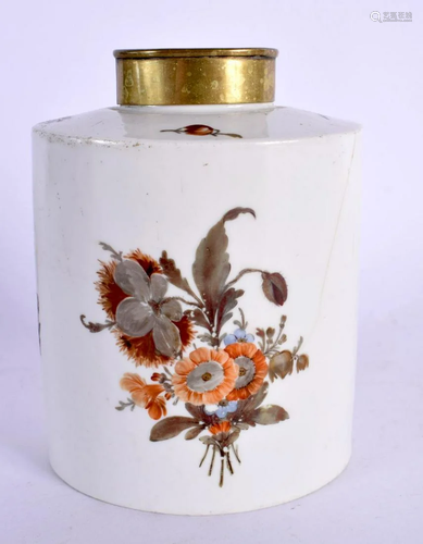 AN 18TH CENTURY GERMAN FURSTENBERG PORCELAIN TEA CADDY AND C...