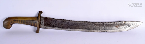 A 19TH CENTURY MILITARY SAW TOOTH BAYONET. 64 cm long.