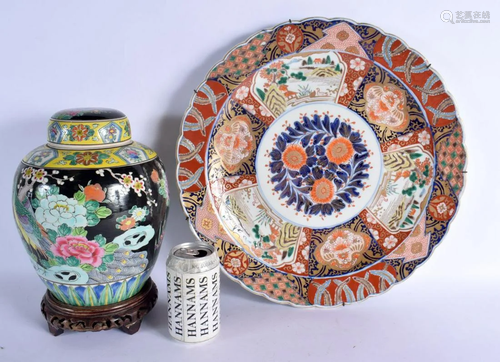 A LARGE 19TH CENTURY JAPANESE MEIJI PERIOD IMARI CHARGER tog...