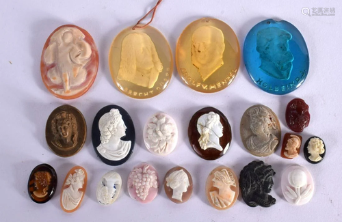 A COLLECTION OF ANTIQUE CAMEOS in various forms and sizes. (...