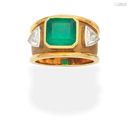 【Ω】EMERALD AND DIAMOND RING