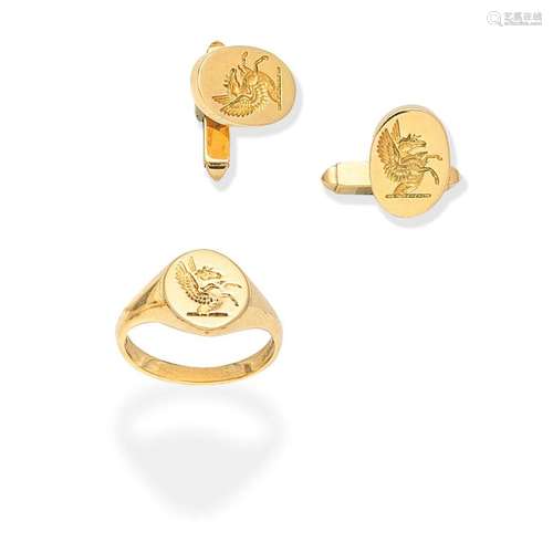 GOLD CUFFLINKS AND SIGNET RING, (2)