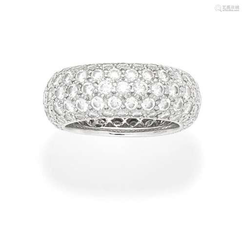 DIAMOND BAND RING