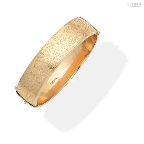 GOLD BANGLE,