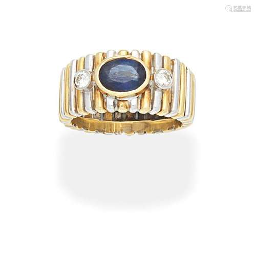 SAPPHIRE AND DIAMOND RING