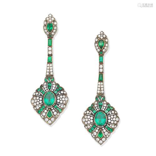 ANANOV EMERALD AND DIAMOND PENDENT EARRINGS