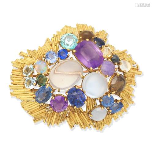 GEM-SET BROOCH,