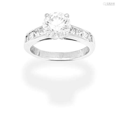 DIAMOND SINGLE-STONE RING