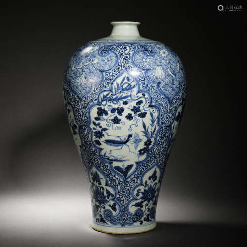 YUAN DYNASTY BLUE AND WHITE FLOWER VASE
