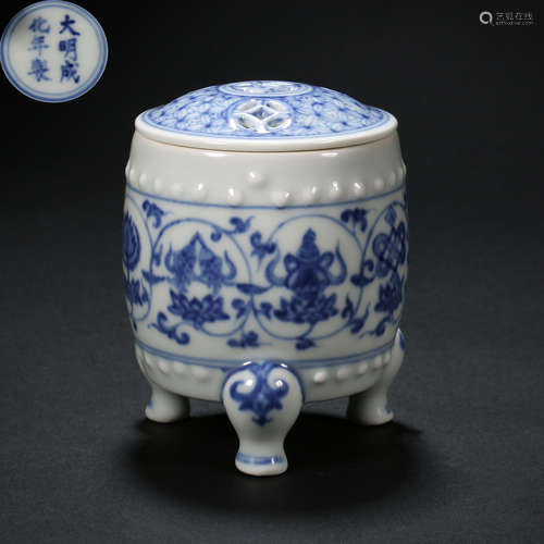 MING DYNASTY BLUE AND WHITE FLOWERS AROMATHERAPY