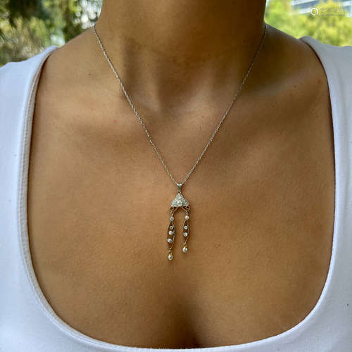 Art Deco 18k Diamond Pendant 