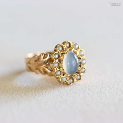 10k Victorian Moonstone & Pearl Surround Ring