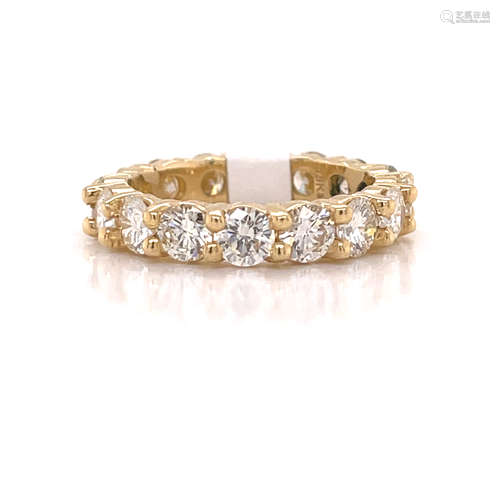 18k Diamond Eternity Ring