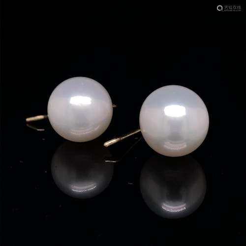 18k Pearl Dangling Earrings