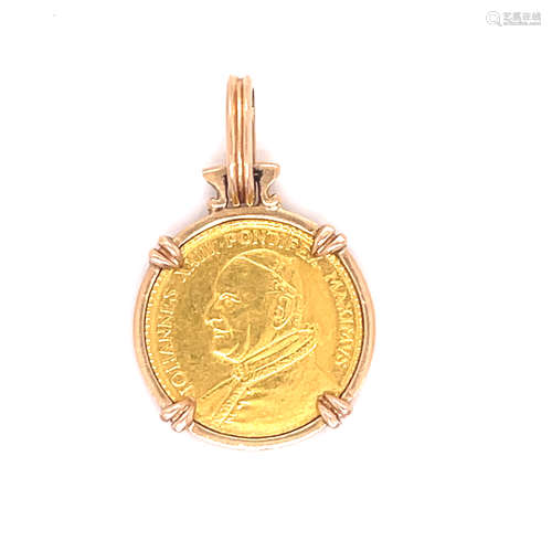 18k Papa Juan 23 Pendant