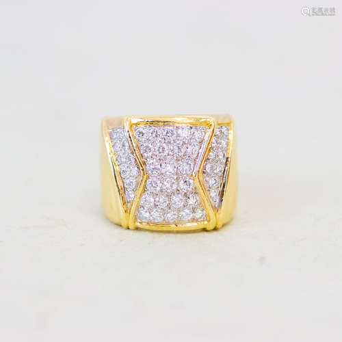 18k Wide Diamond Pave Band