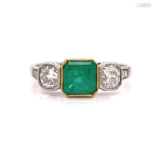 Platinum 18k Emerald Diamond Engagement Ring