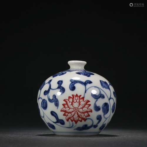 CHINESE BLUE-AND-WHITE UNDERGLAZE-RED JAR DEPICTING 'FL...