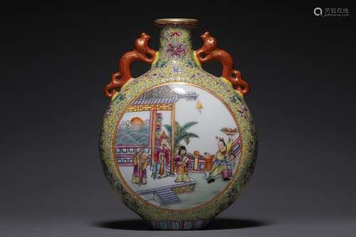 CHINESE YELLOW-GROUND FAMILLE-ROSE MOON FLASK VASE DEPICTING...