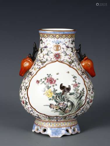 CHINESE FAMILLE-ROSE ZUN VASE DEPICTING 'BIRD AND FLOWE...