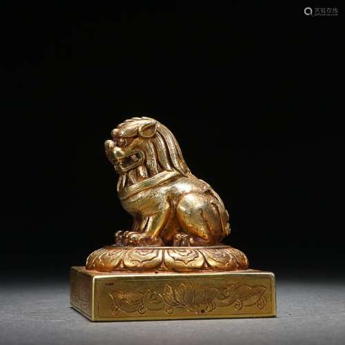 CHINESE GILT-SILVER SEAL WITH 'LION' KNOB