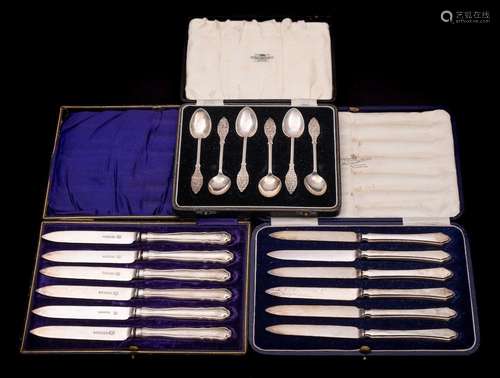 A set of six Edward VII silver coffee spoons, maker A J Bail...