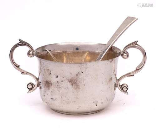 A George V silver porringer, maker Harrison Brothers & H...